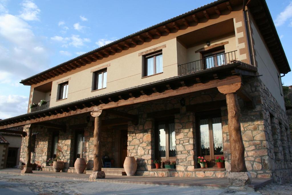 Hotel Los Arrenes De Tarancueña Esterno foto