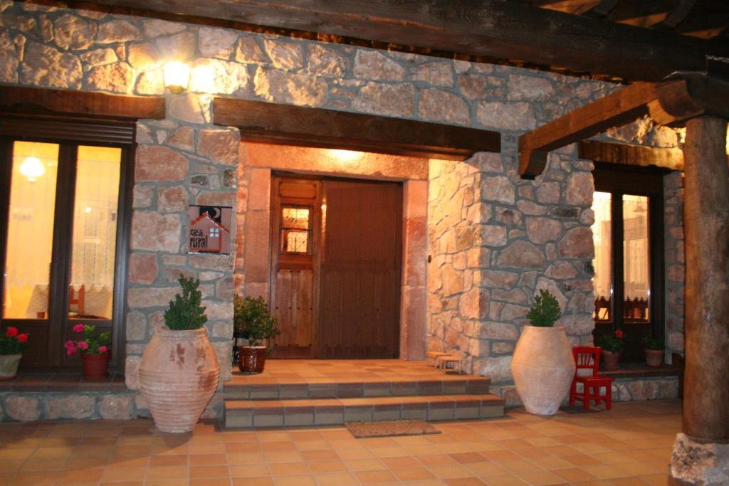 Hotel Los Arrenes De Tarancueña Esterno foto
